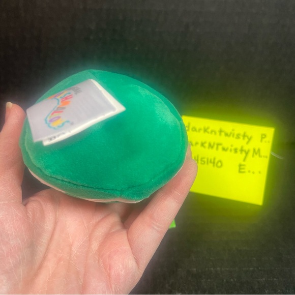 BNWT JOHAN CHRISTMAS TREE SQUISHMALLOW IN MYSTERY CONTAINER - Picture 6 of 9
